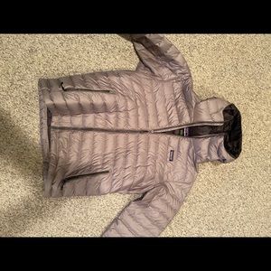 Patagonia light puffer jacket
